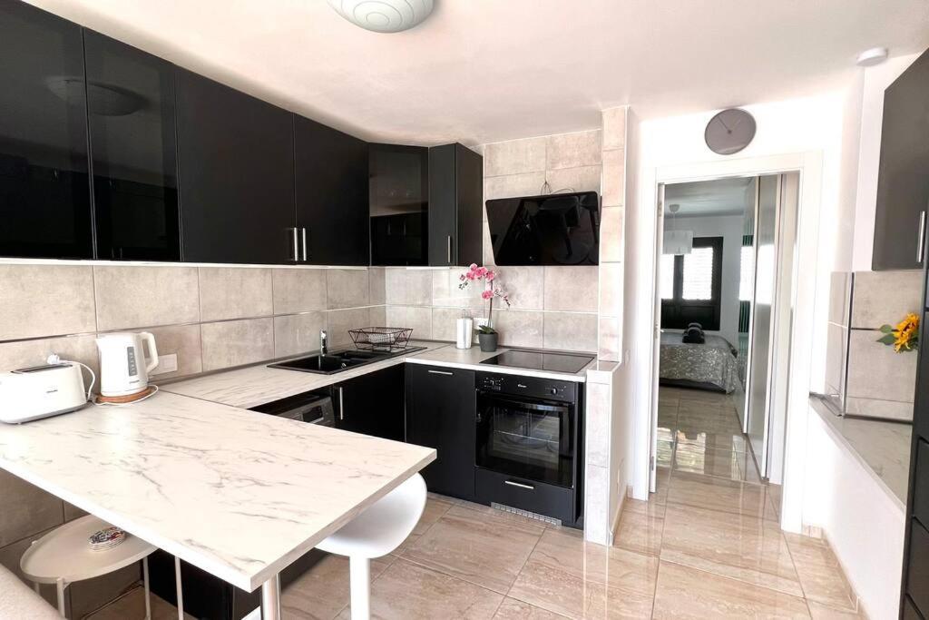 Casa Teddy - Central And Modern One Bedroom Apartment Tias Ngoại thất bức ảnh